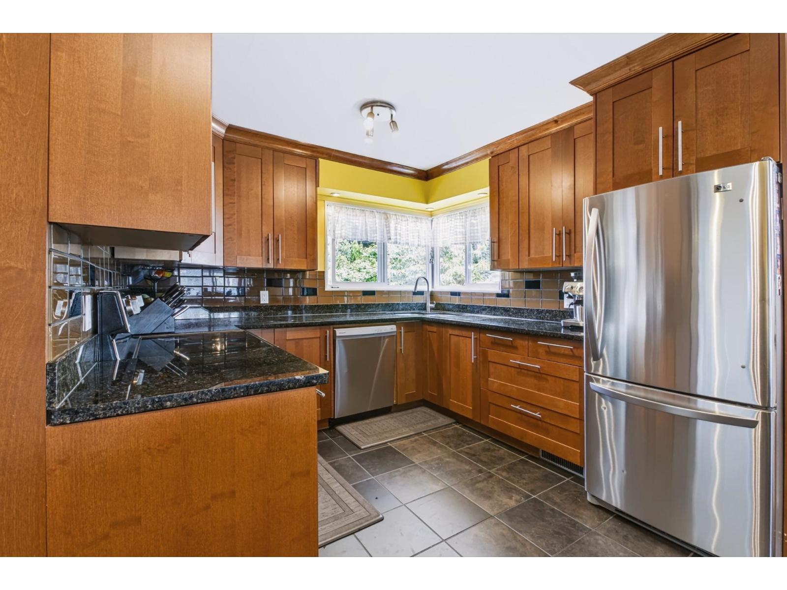 13830 BLACKBURN AVENUE, White Rock