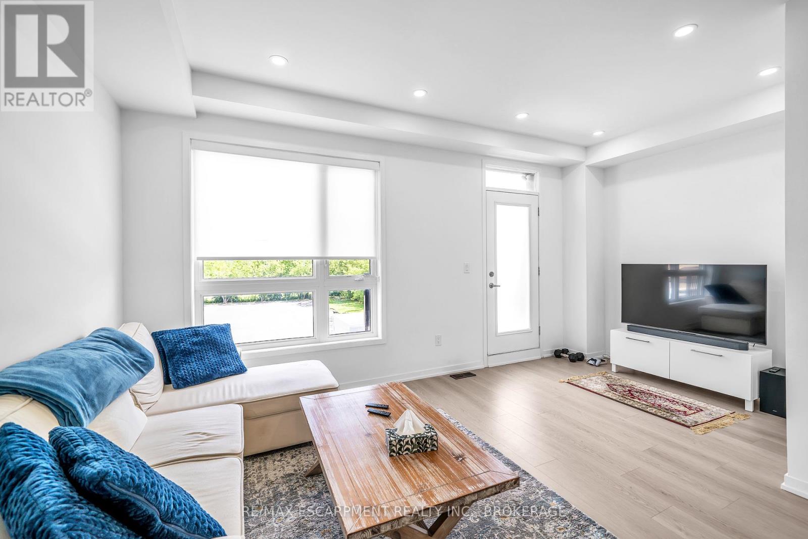 31 PEGLER STREET - 14