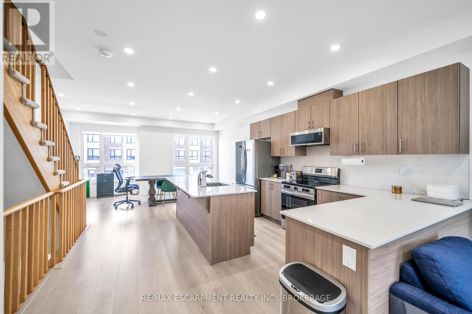 31 PEGLER STREET - 25