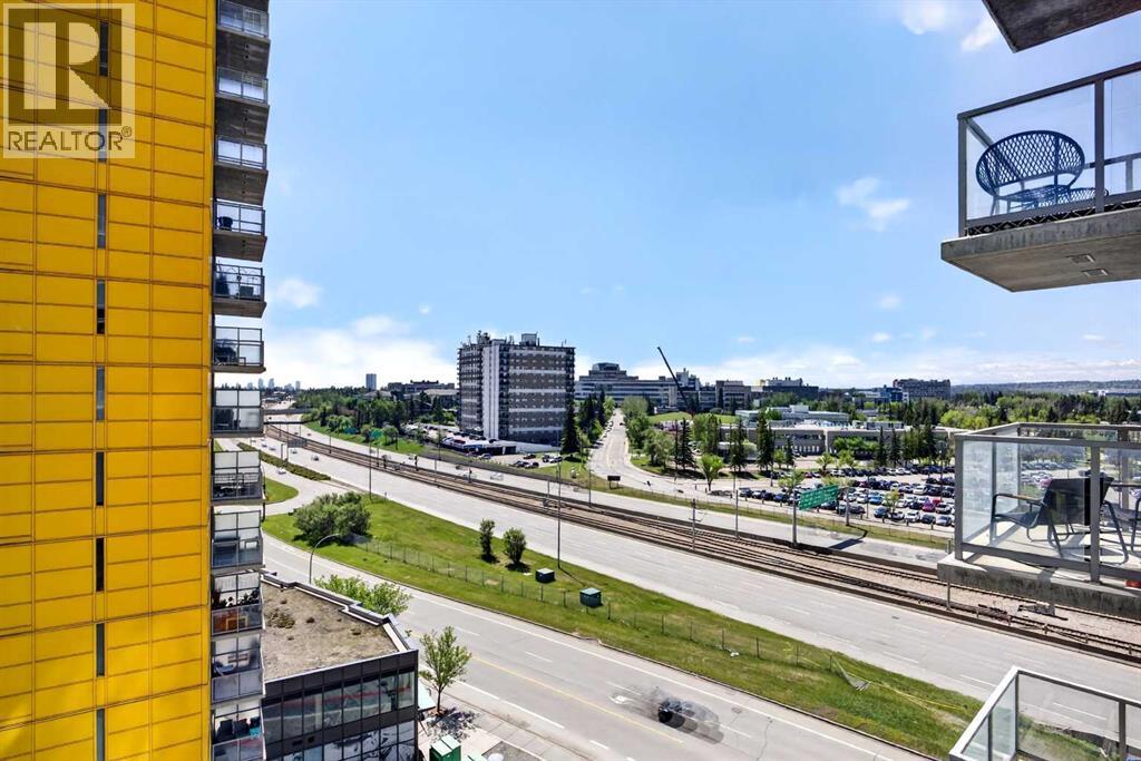 #704 3830 Brentwood Road NW - 18