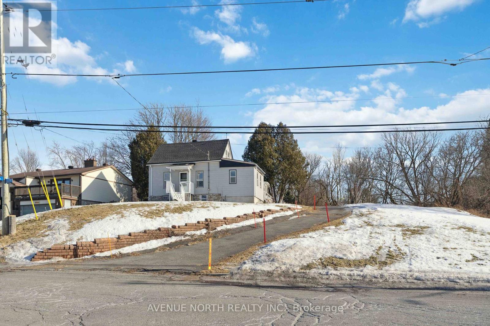 6958 NOTRE DAME STREET - 1