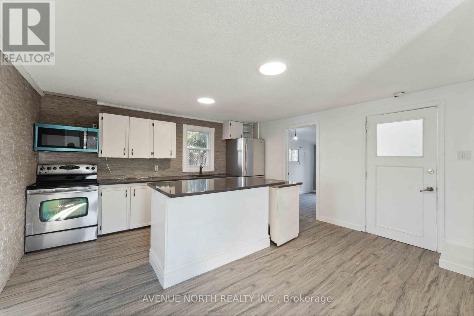 6958 NOTRE DAME STREET - 10