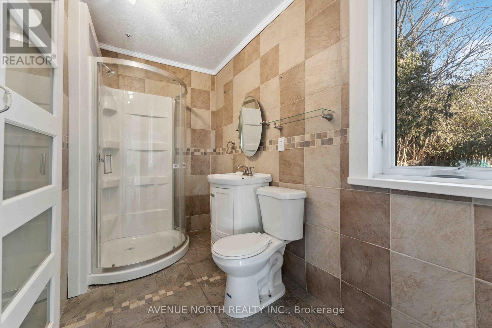 6958 NOTRE DAME STREET - 17