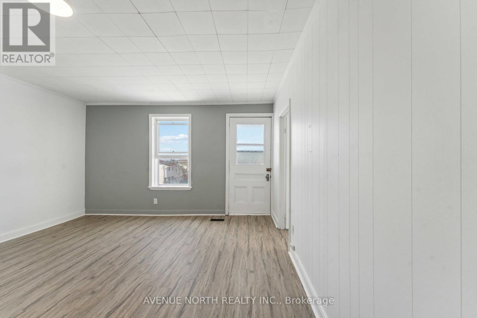 6958 NOTRE DAME STREET - 19