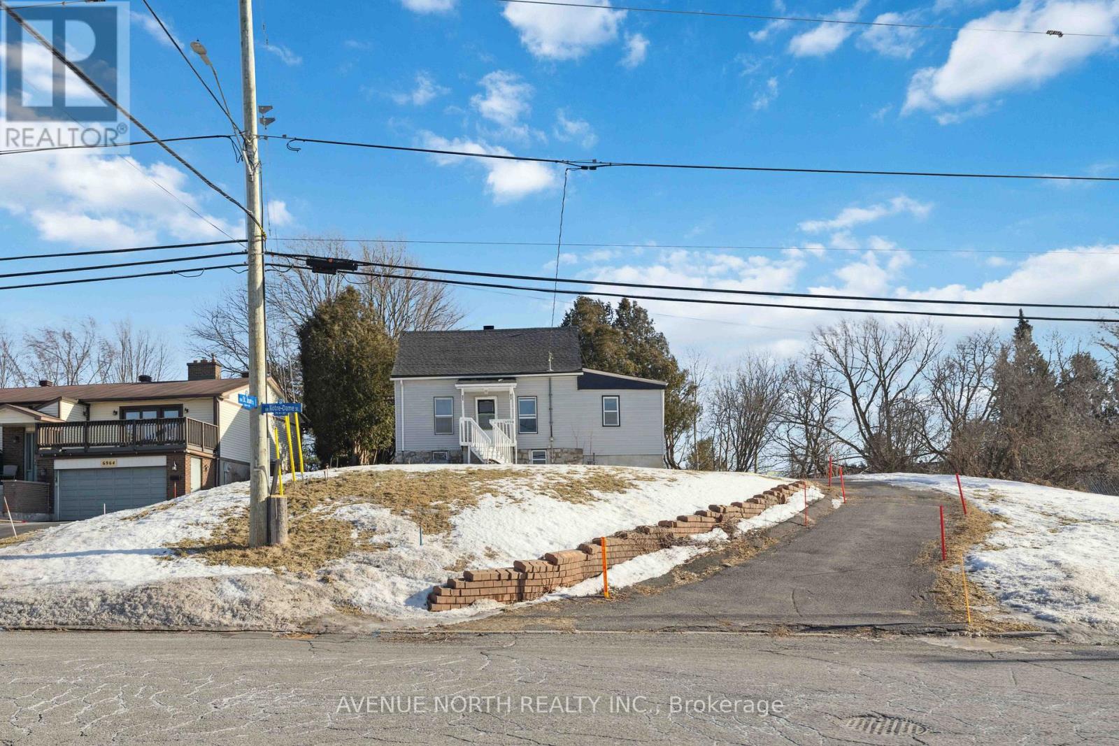 6958 NOTRE DAME STREET - 2