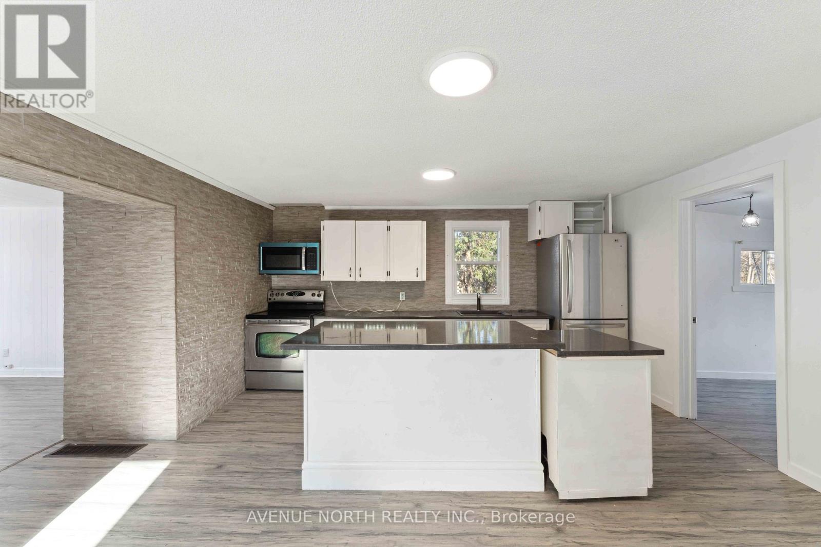 6958 NOTRE DAME STREET - 9