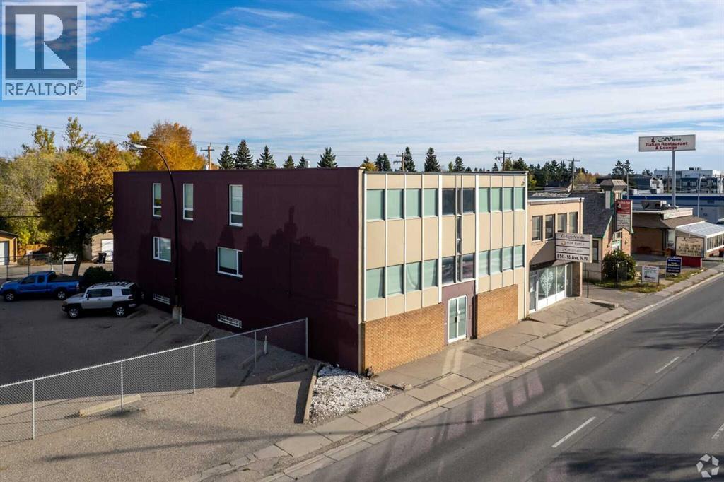 818 16 Avenue NW, Calgary — photo 3