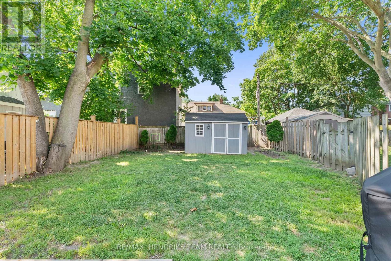 69 CHAPLIN AVENUE - 29