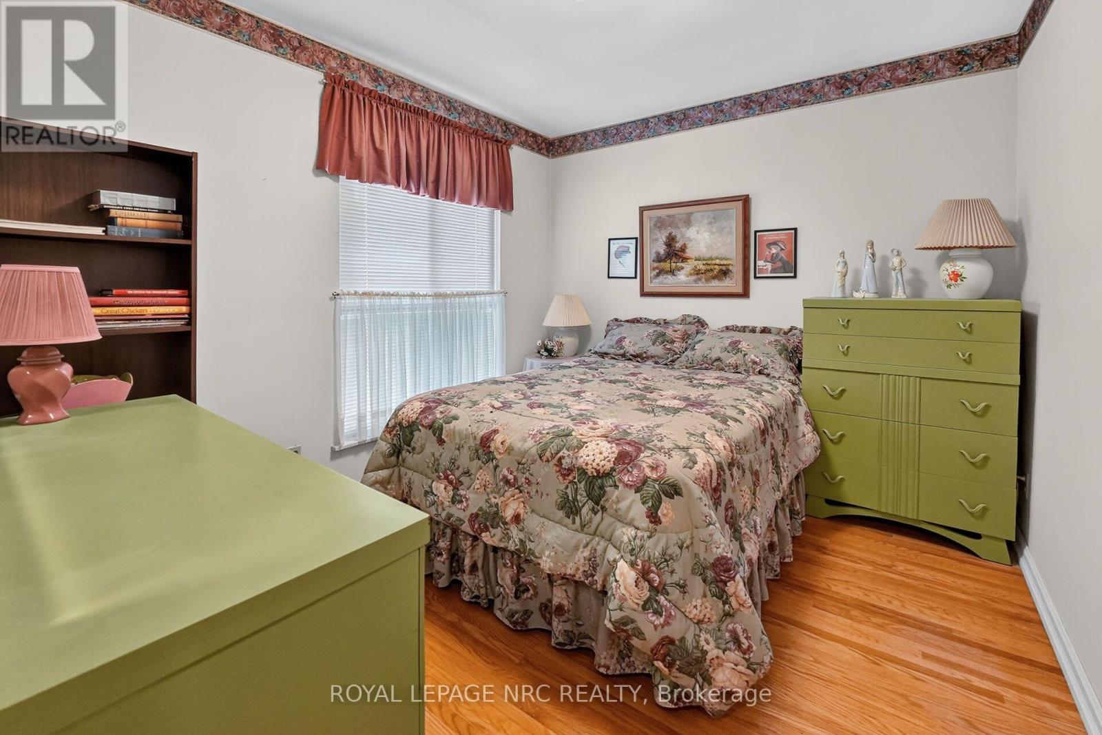 #62 6453 COLBORNE STREET - 14