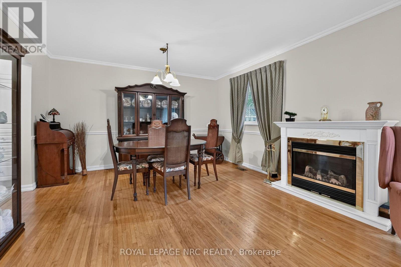 #62 6453 COLBORNE STREET - 4