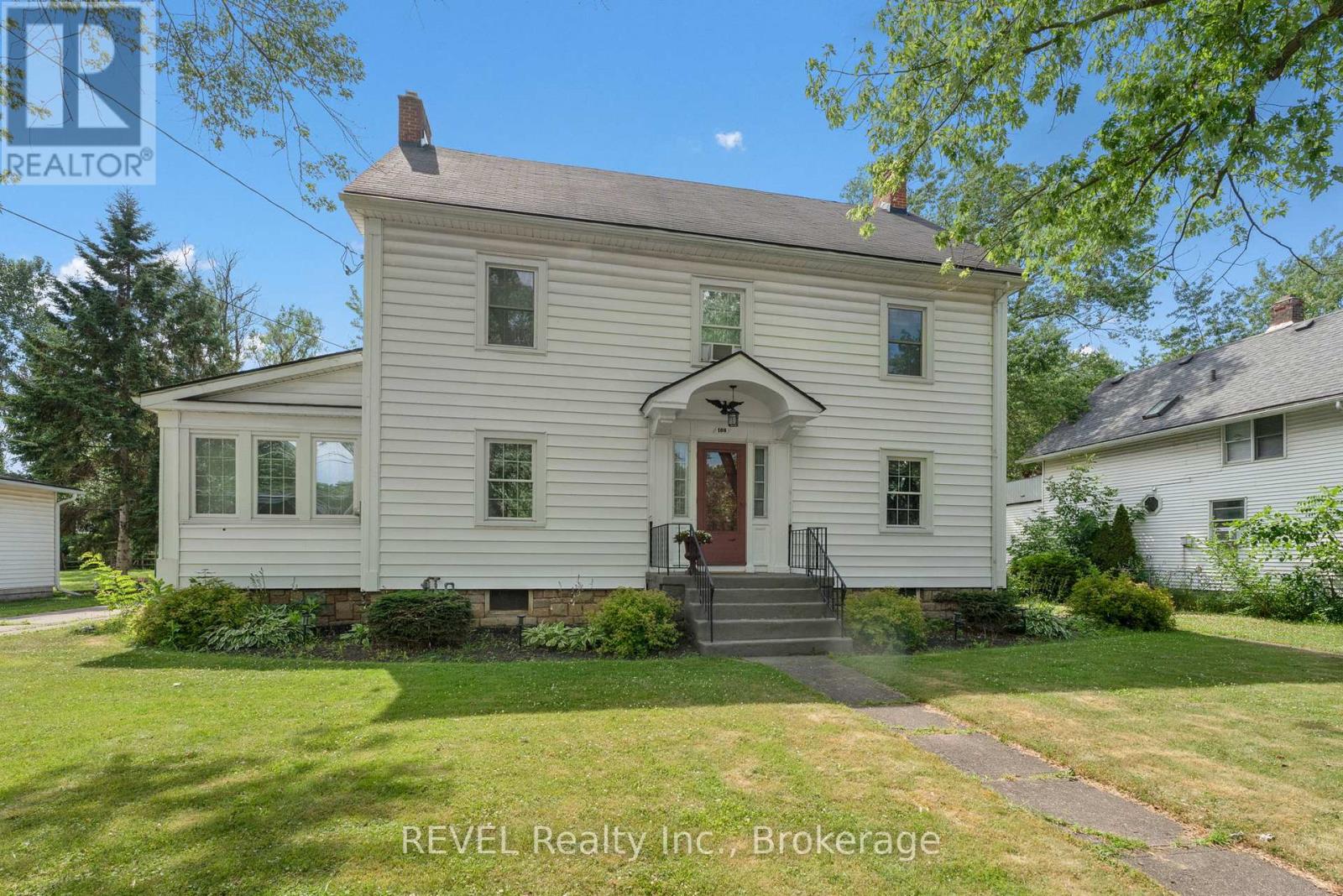 166 NORTH STREET N - 3