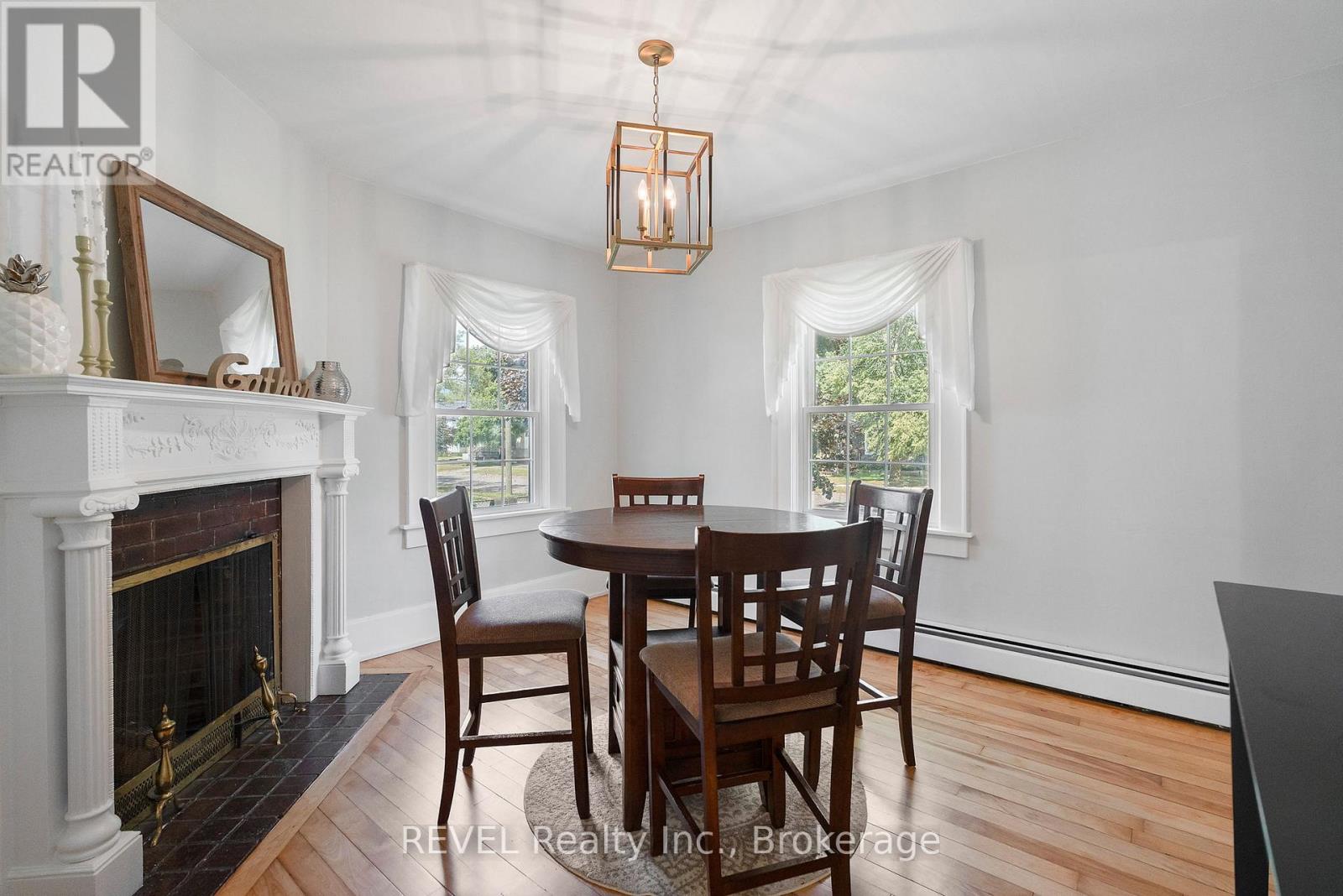 166 NORTH STREET N - 9