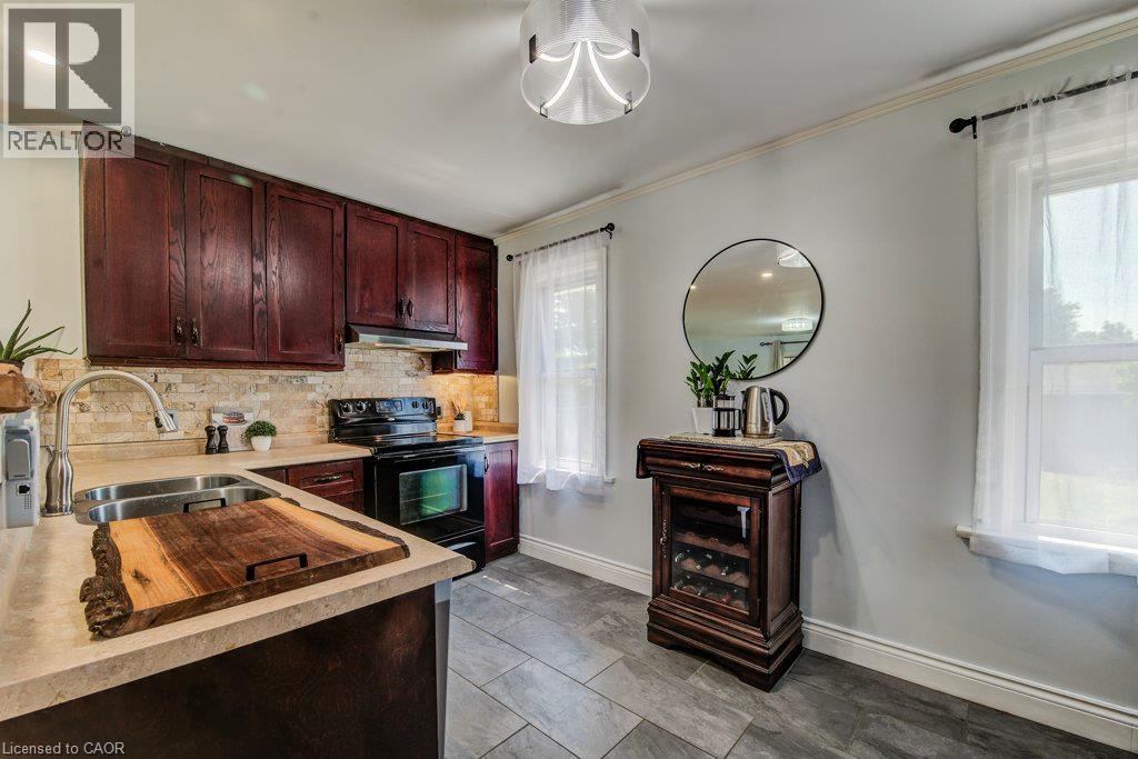 17 CRESTWOOD Avenue - 11