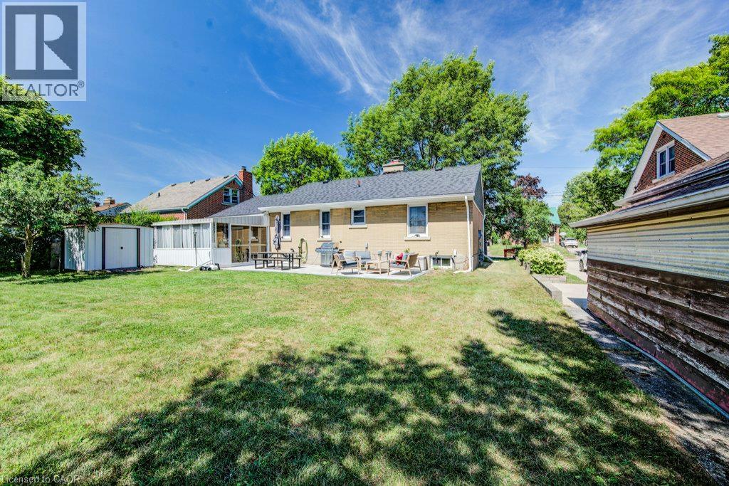 17 CRESTWOOD Avenue - 35