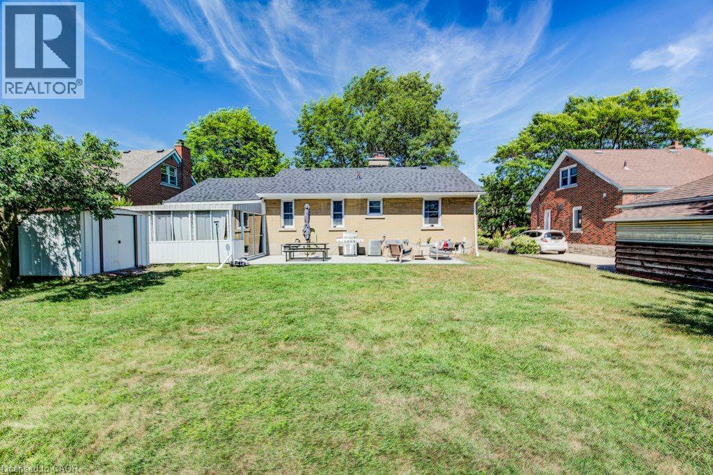 17 CRESTWOOD Avenue - 36