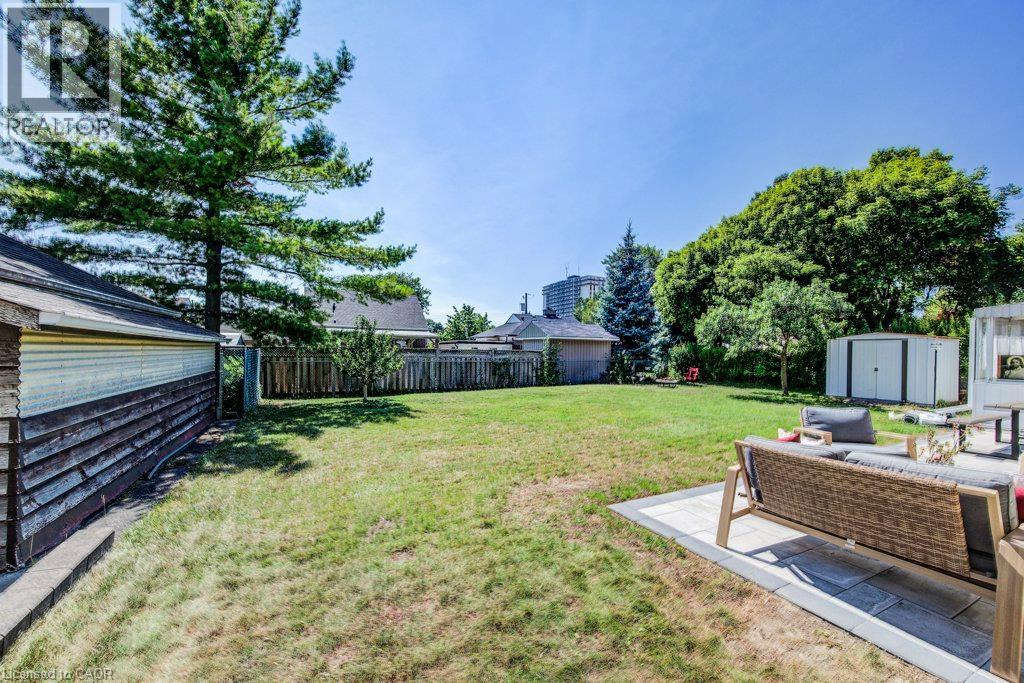 17 CRESTWOOD Avenue - 34