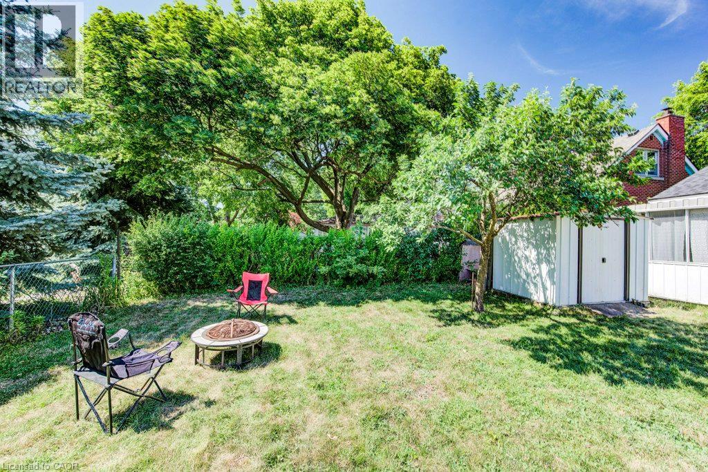 17 CRESTWOOD Avenue - 37
