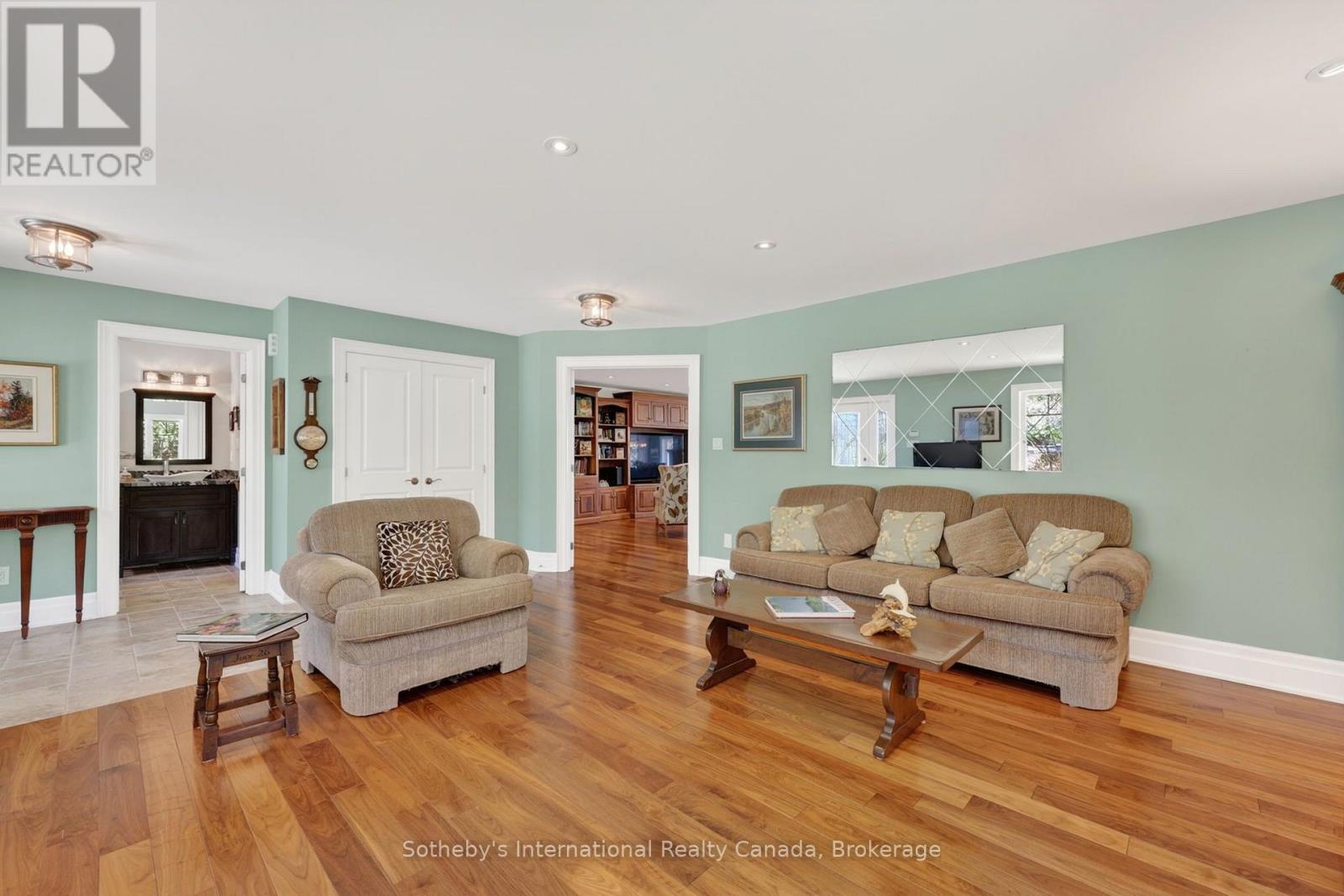 1036 RIVER ROAD E - 14