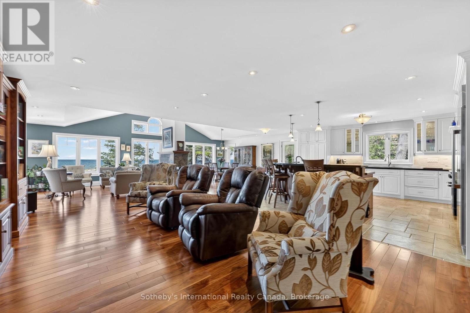 1036 RIVER ROAD E - 15