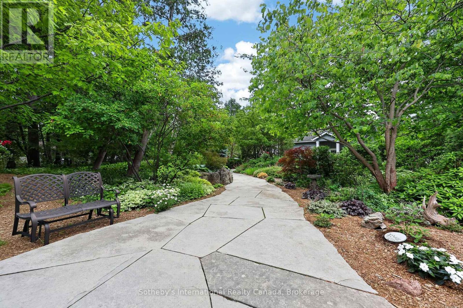 1036 RIVER ROAD E - 9