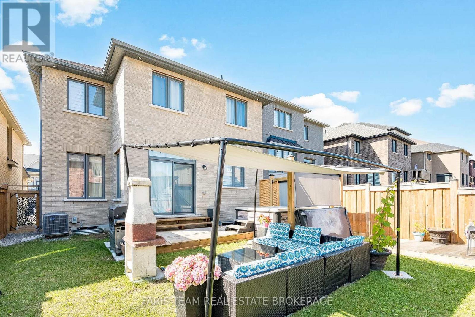 1352 BLACKMORE STREET - 34