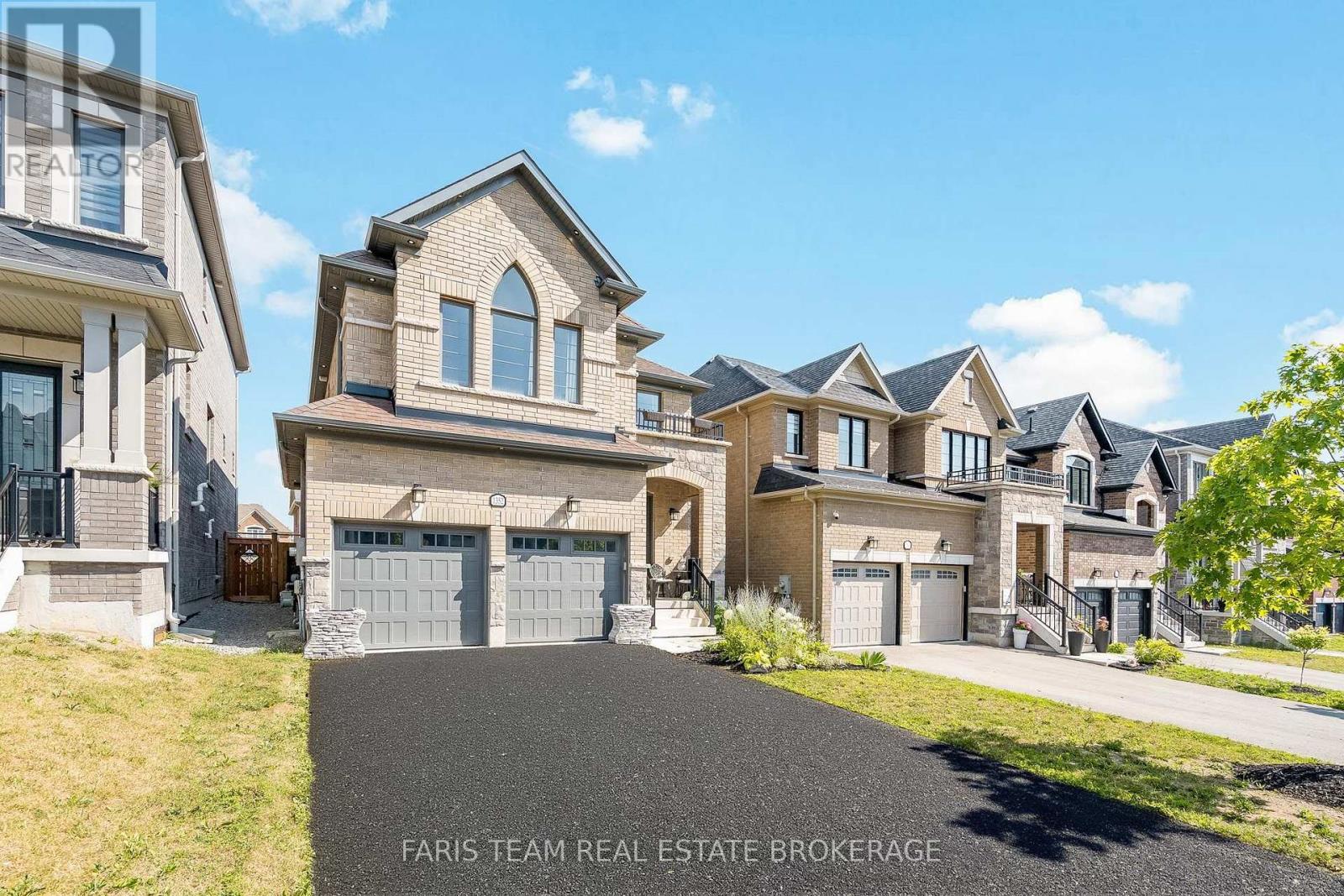 1352 BLACKMORE STREET - 2
