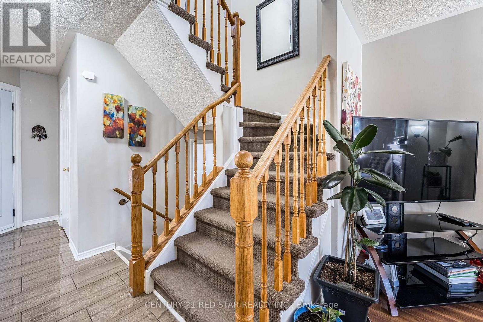 52 NEWDALE PLACE - 23