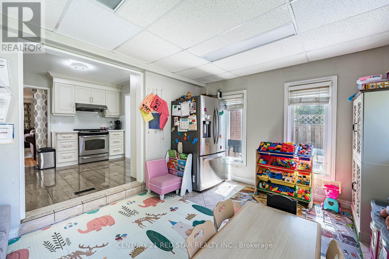 52 NEWDALE PLACE - 21
