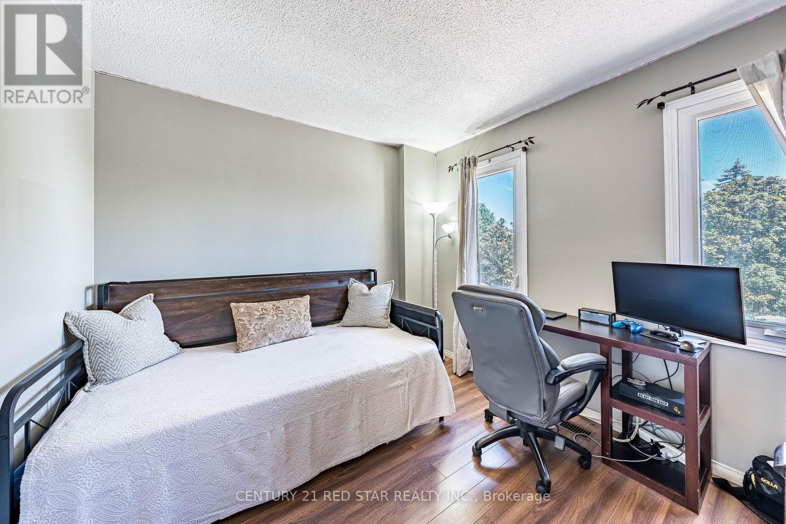 52 NEWDALE PLACE - 31