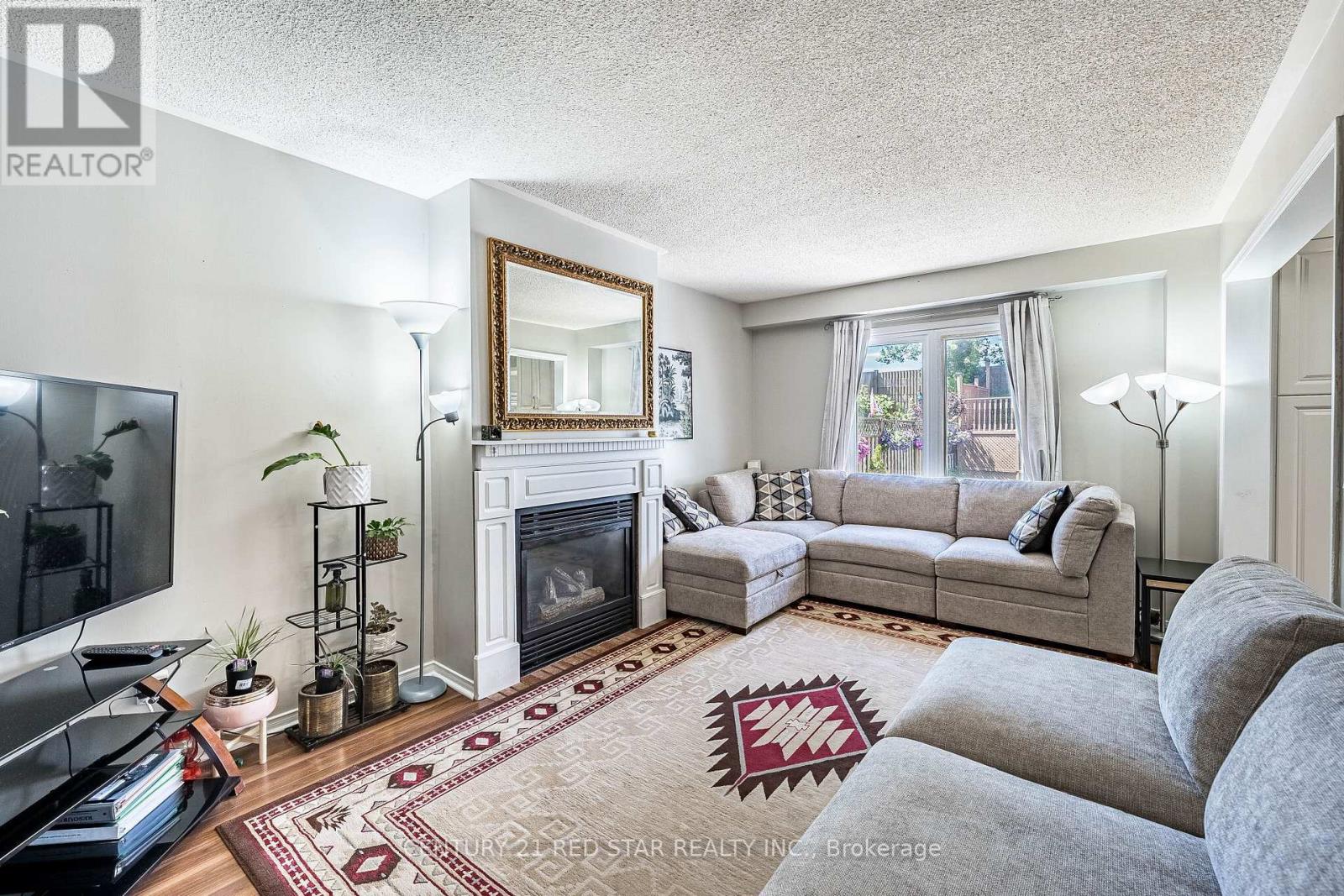 52 NEWDALE PLACE - 9