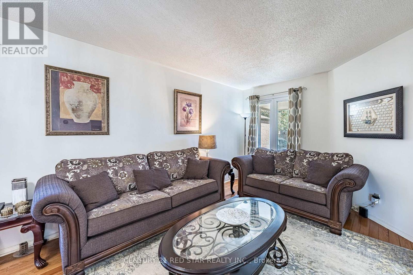 52 NEWDALE PLACE - 6