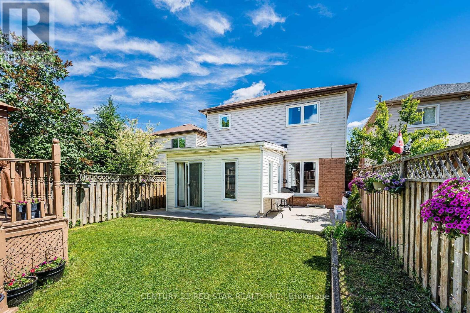 52 NEWDALE PLACE - 44