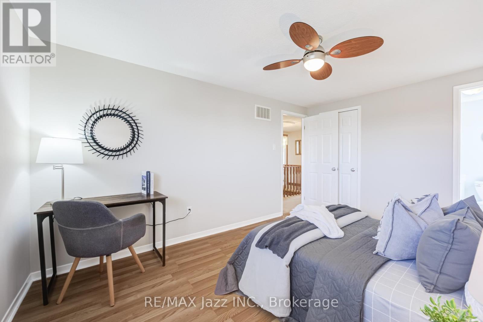2 COOMER CRESCENT - 25