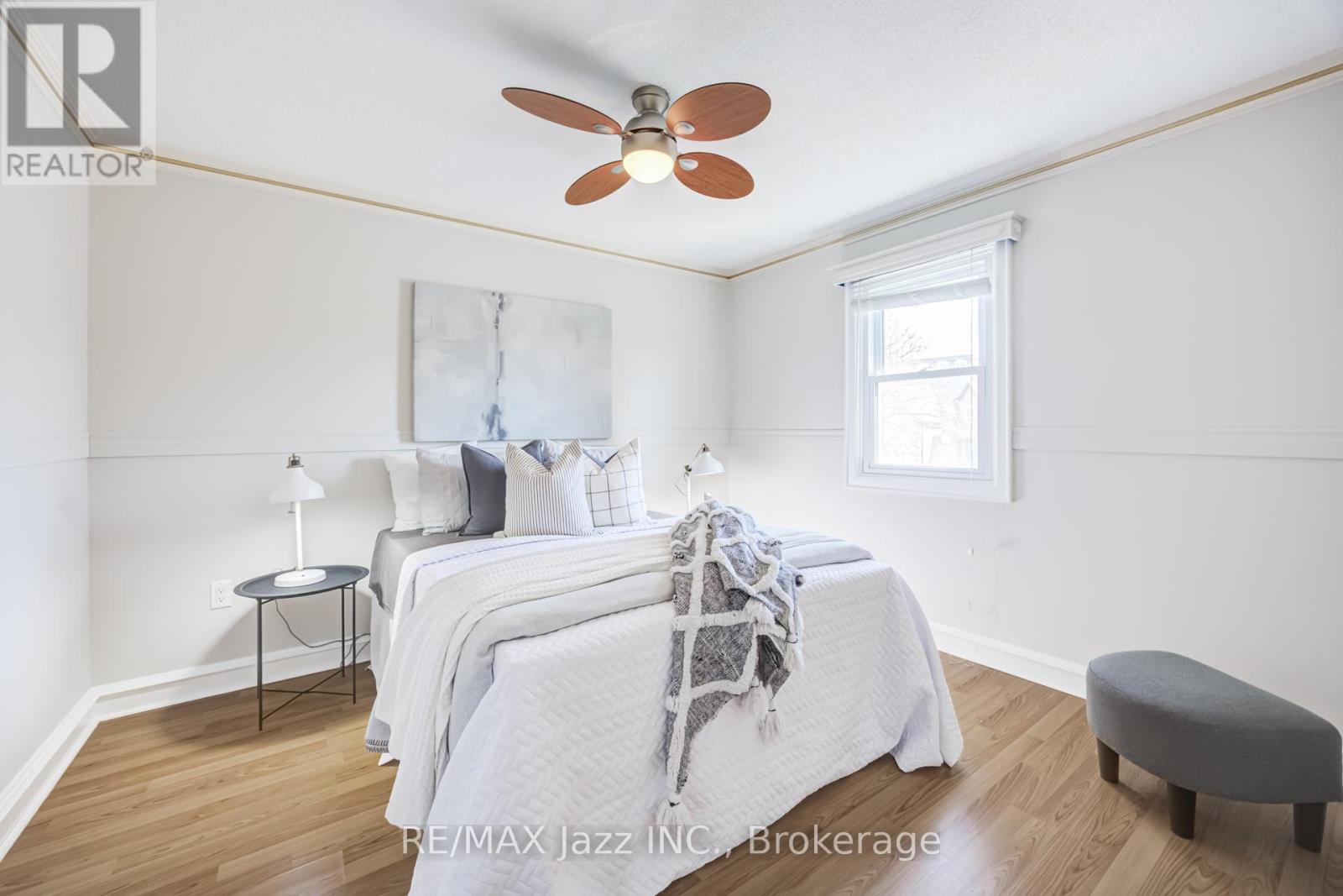2 COOMER CRESCENT - 31