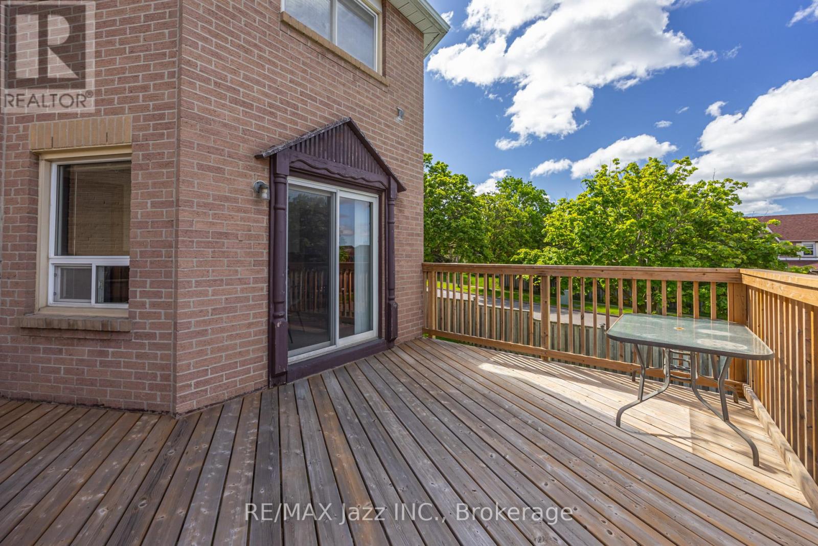2 COOMER CRESCENT - 42