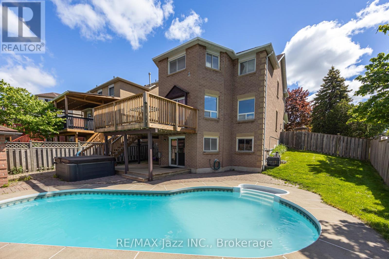 2 COOMER CRESCENT - 45