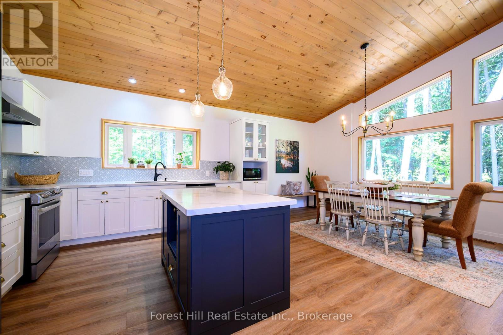315 NORTH FOX LAKE ROAD W - Image 18