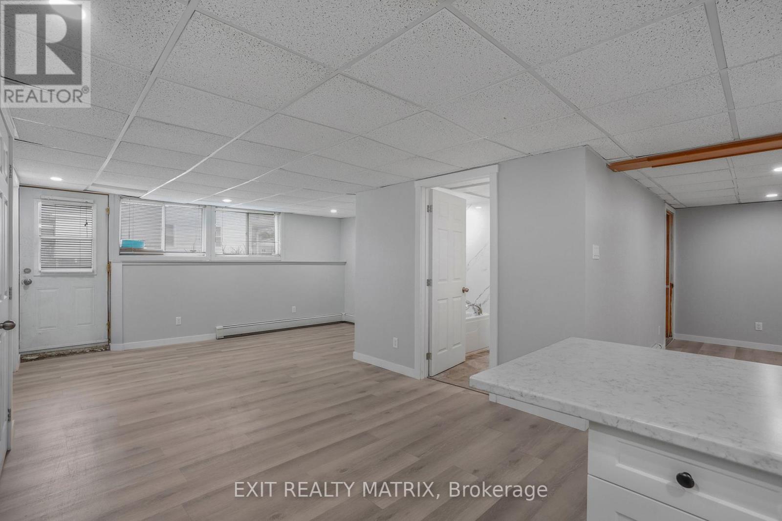 916 KING ST STREET - 25