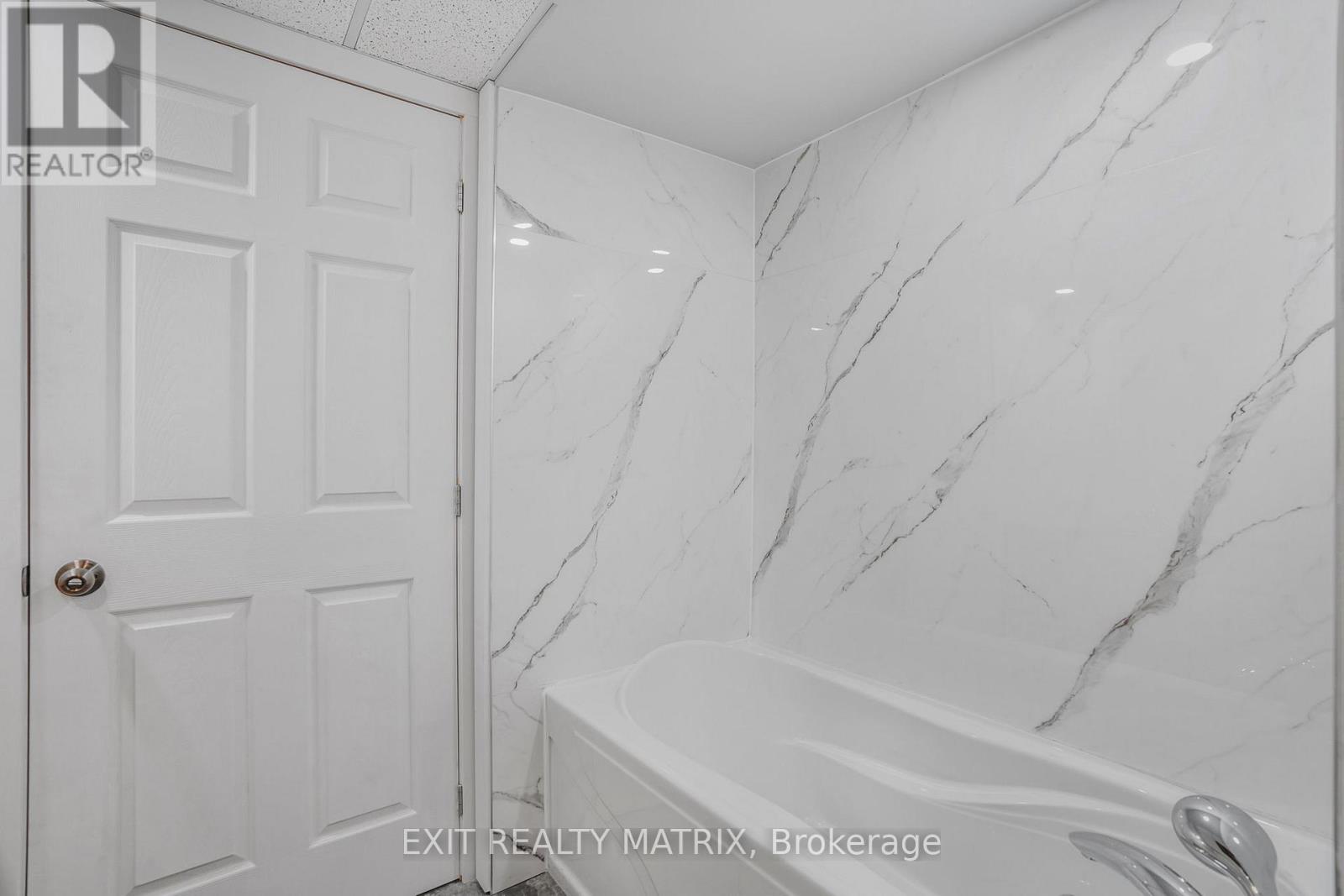 916 KING ST STREET - 30