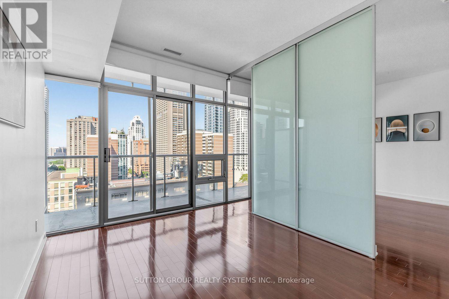 #1406 33 CHARLES STREET E - 15