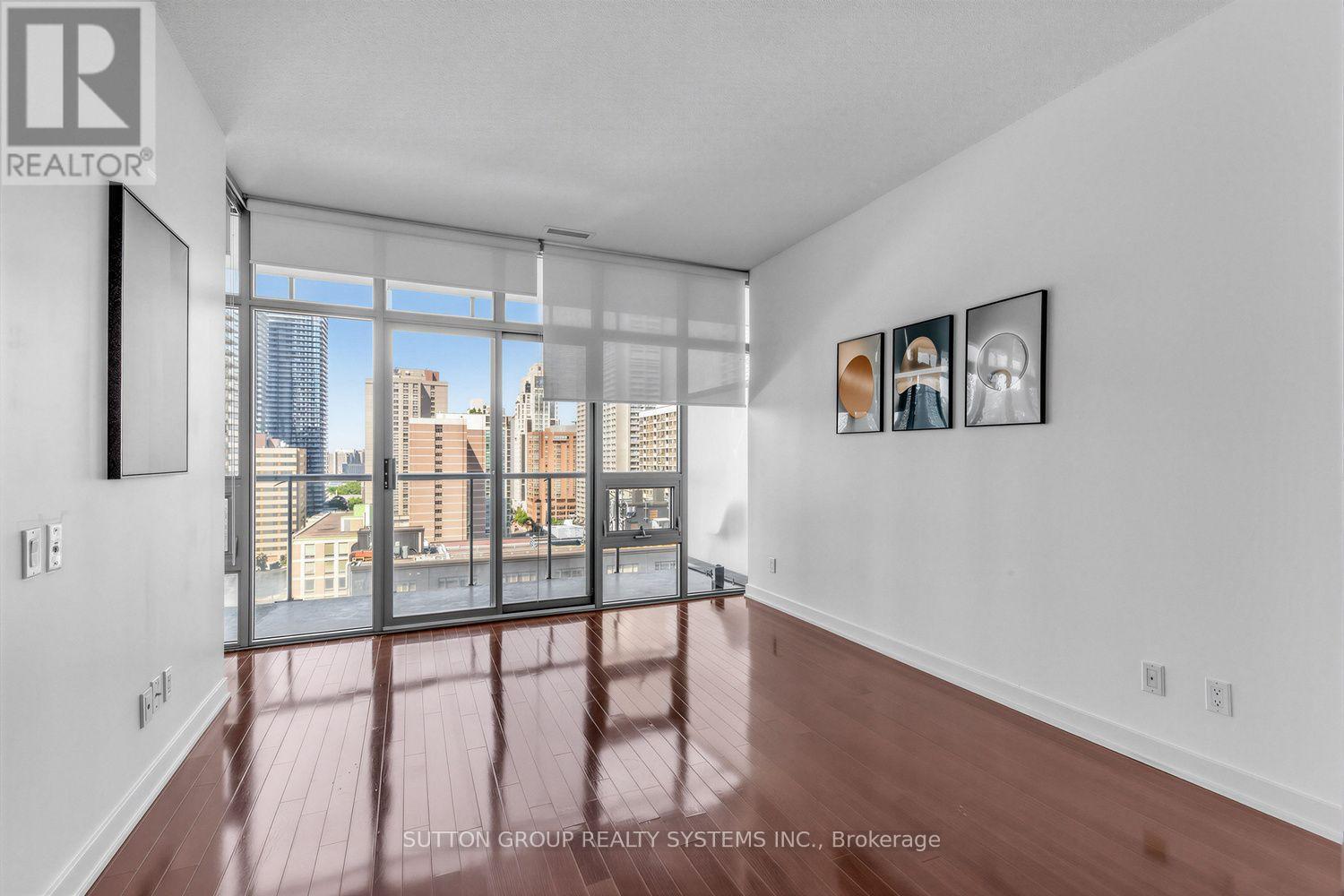#1406 33 CHARLES STREET E - 3