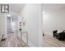 Upper - 1934 Queen Street E, Toronto, ON M4L1H6 Photo 9