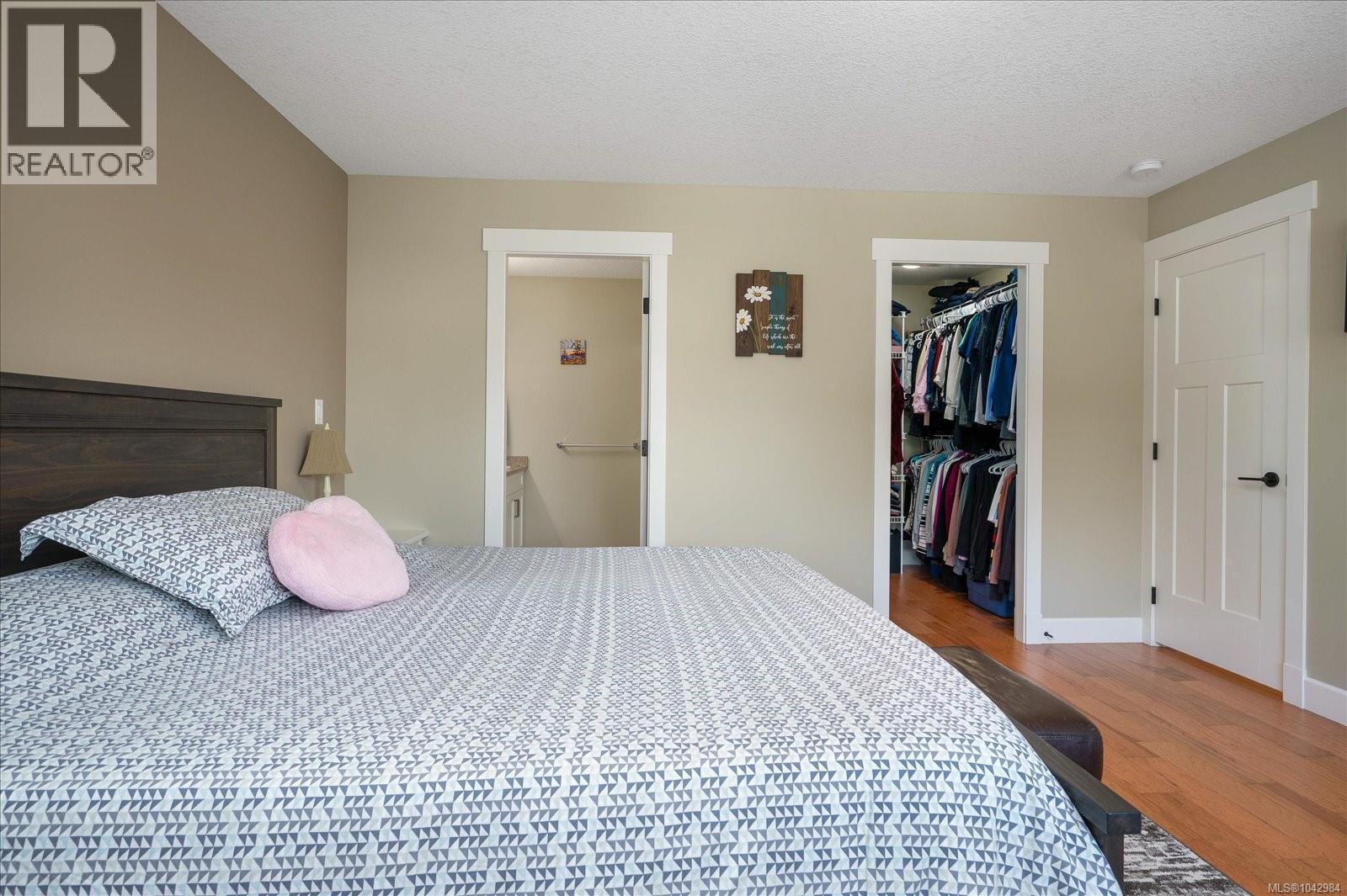 3827 Jingle Pot Rd - 26