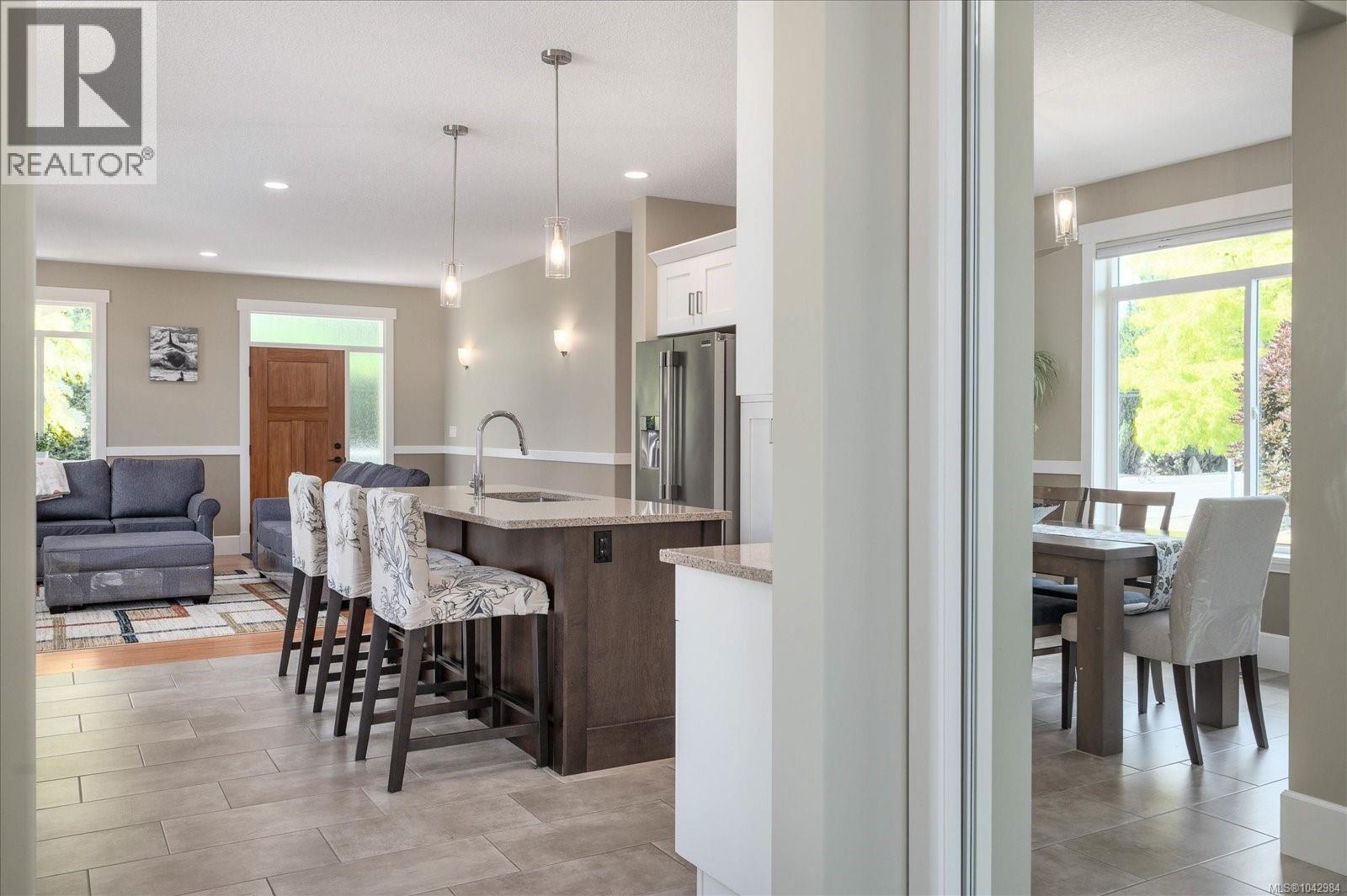 3827 Jingle Pot Rd - 3