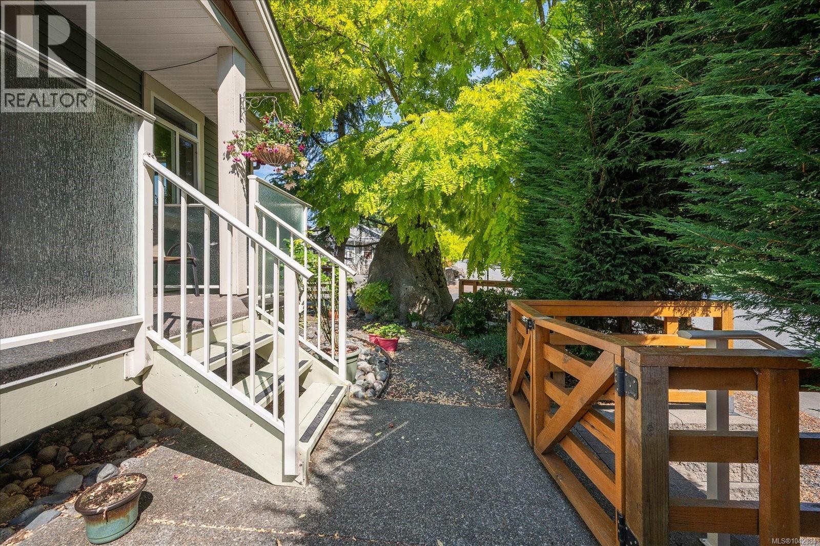 3827 Jingle Pot Rd - 34