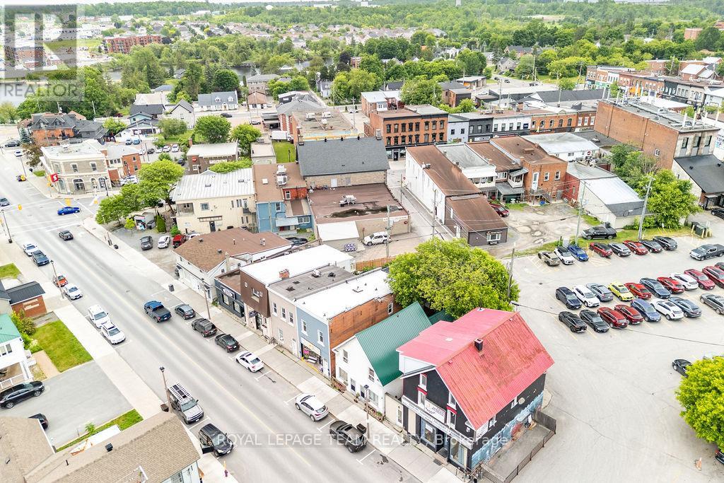 56 MADAWASKA STREET - 12