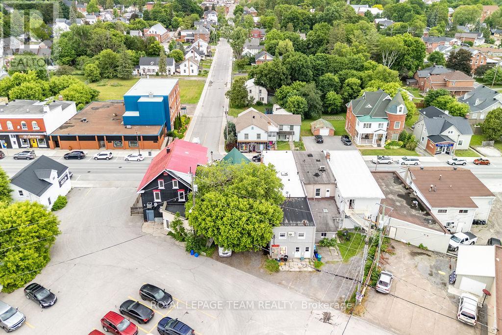 56 MADAWASKA STREET - 17