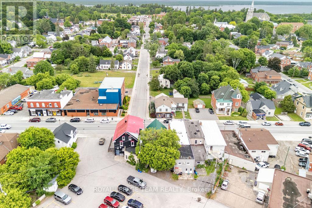 56 MADAWASKA STREET - 19