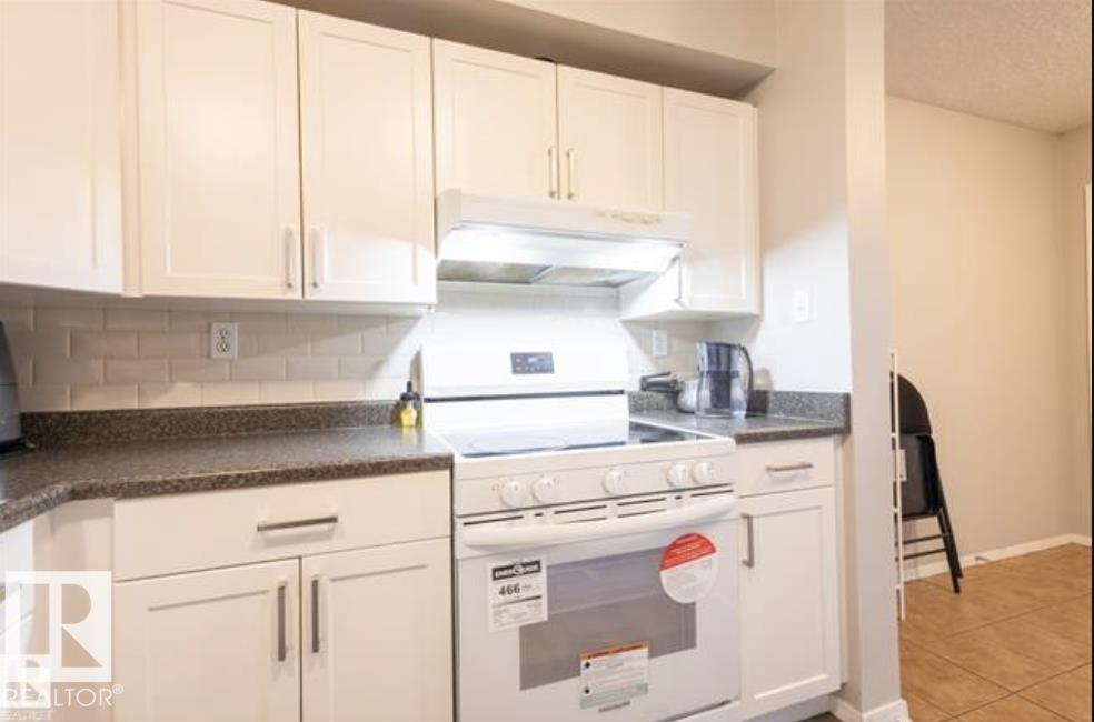 3530 42 ST NW - 7