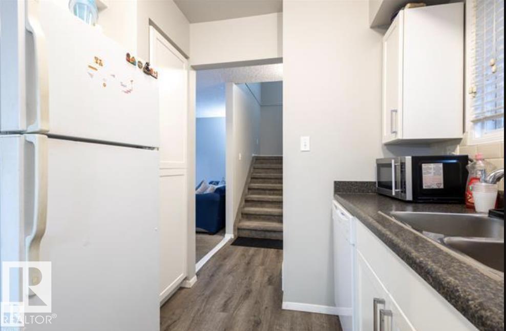 3530 42 ST NW - 9